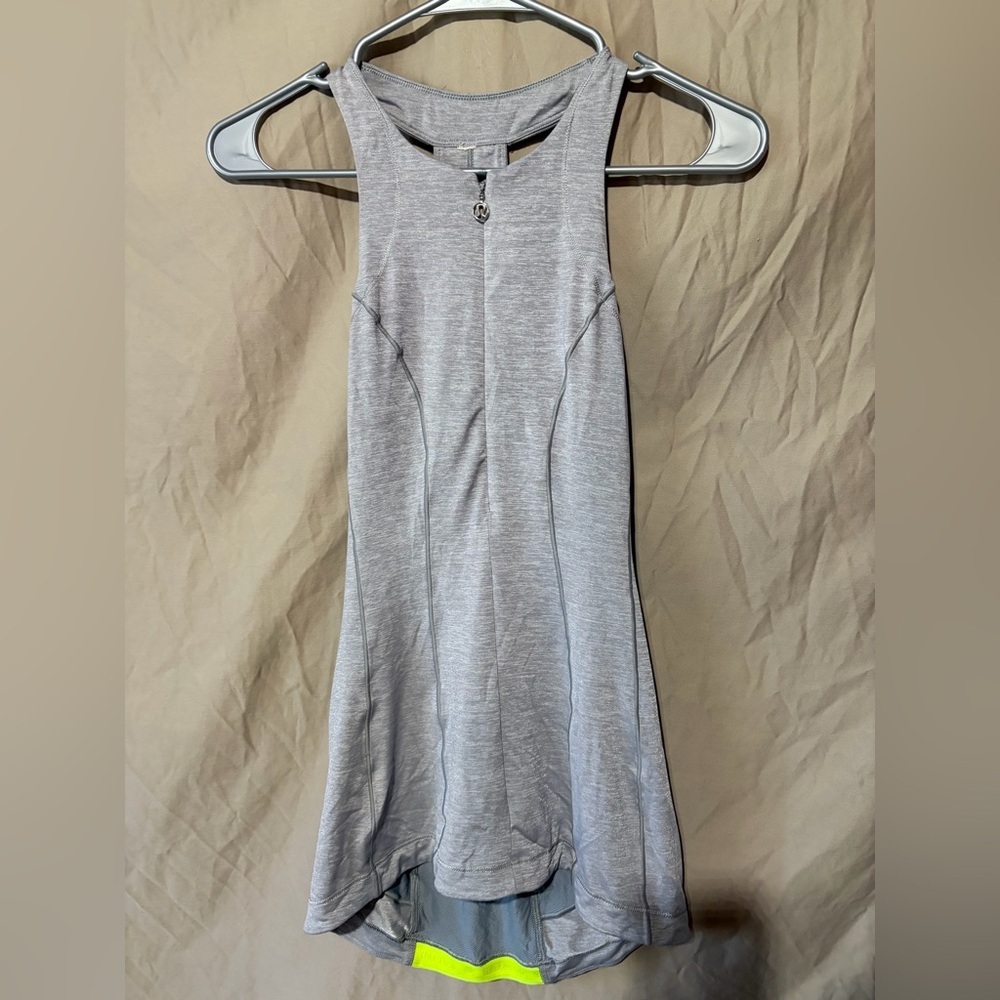 Lululemon tank top